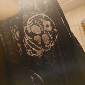 Torrid Skull burnout top.